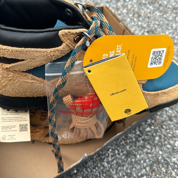 ❌ SOLD ❌New Balance RAINIER Hiking Trail Boots Vibram Brown Suede NWT - Picture 9 of 12